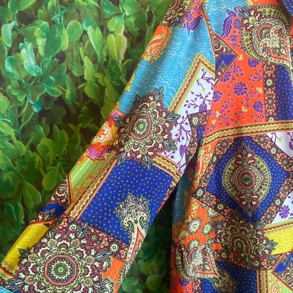Zoey & Leelo - NWT Colorful Patterned Dress - Picture 4 of 7